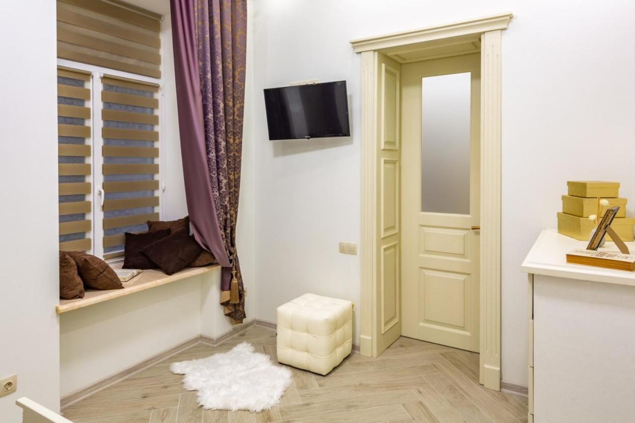 Avangard Sholom Aleikhem 1 Apart Lviv Extérieur photo