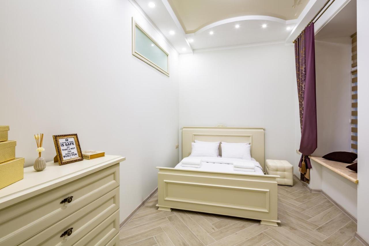 Avangard Sholom Aleikhem 1 Apart Lviv Extérieur photo